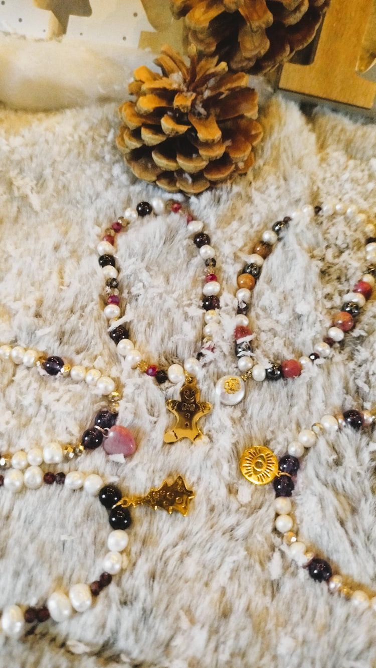 Collection-Nuit-Enchantée-L-élégance-profonde-et-mystérieuse-des-soirées-de-Noël ALMA Y LUZ