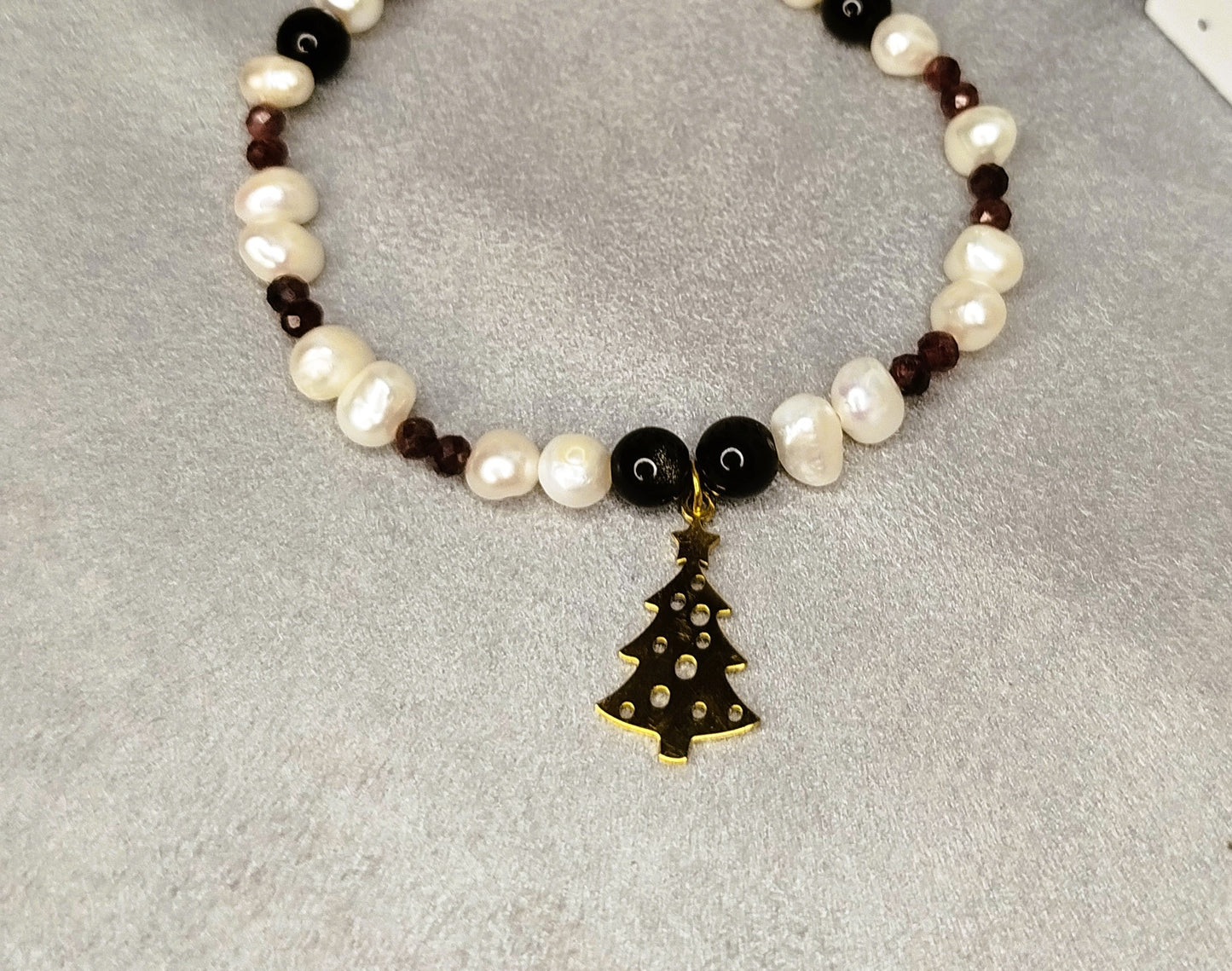 Bracelet Sapin Passionné – obsidienne, grenat et pendentif sapin doré