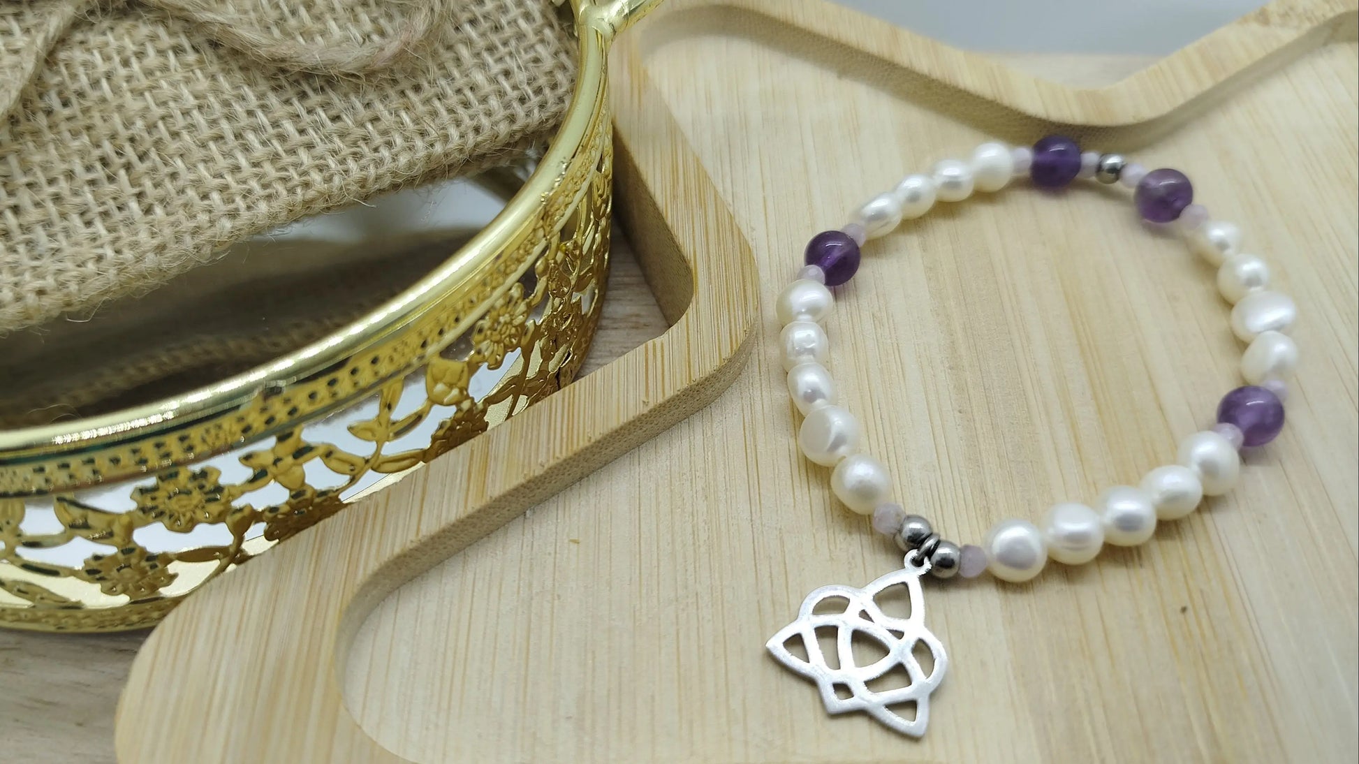 bracelet perles eau douce améthyste breloque noeud celtique acier inoxydable argent fait main