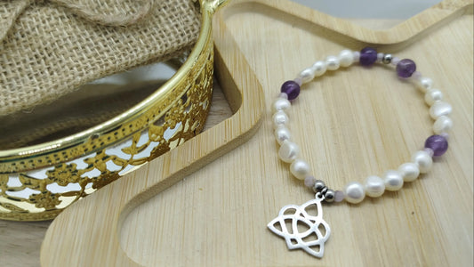 bracelet perles eau douce améthyste breloque noeud celtique acier inoxydable argent fait main