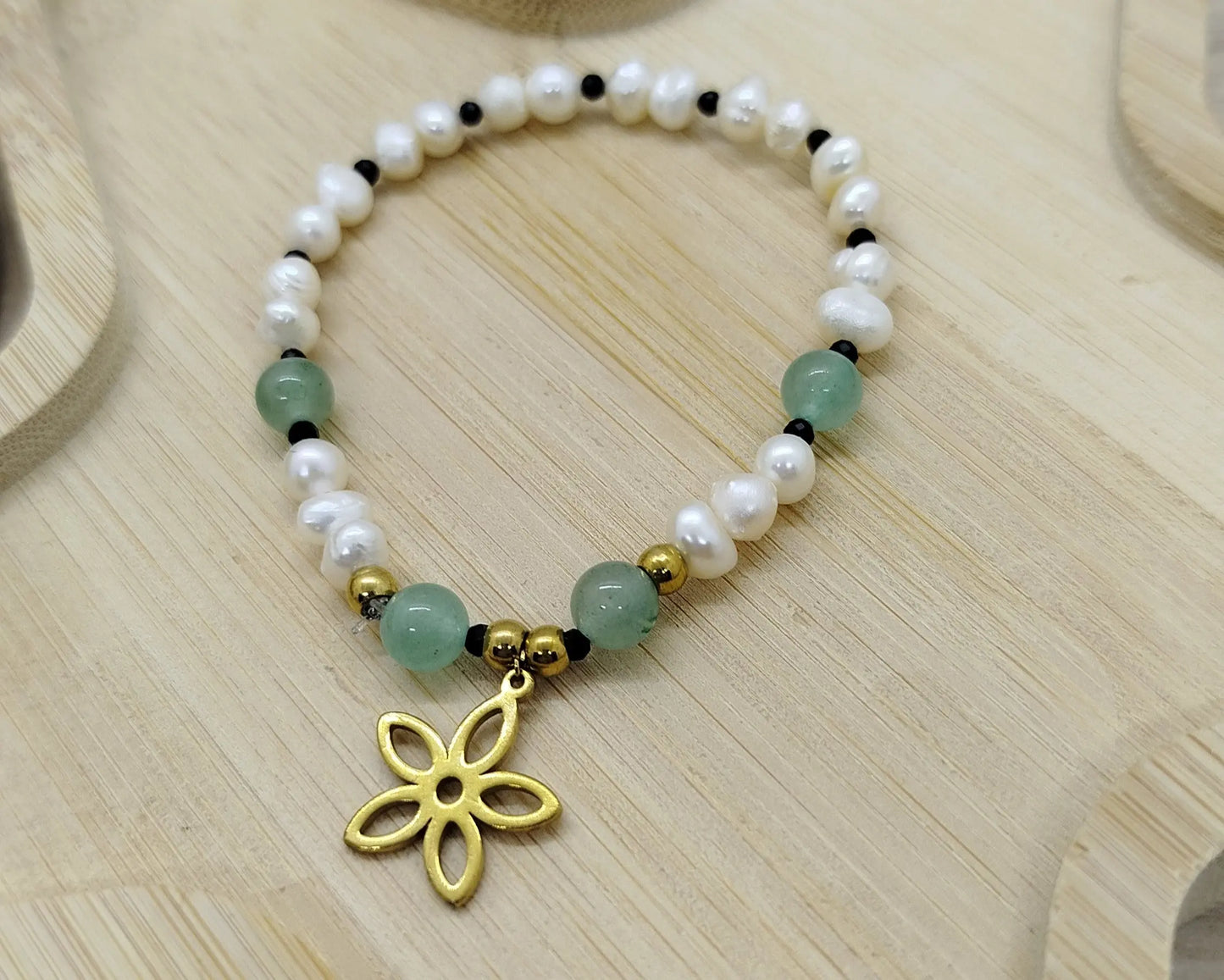 bracelet perles eau douce aventurine perles facettées spinelle noire breloque  acier inoxydable fleur doré fait main