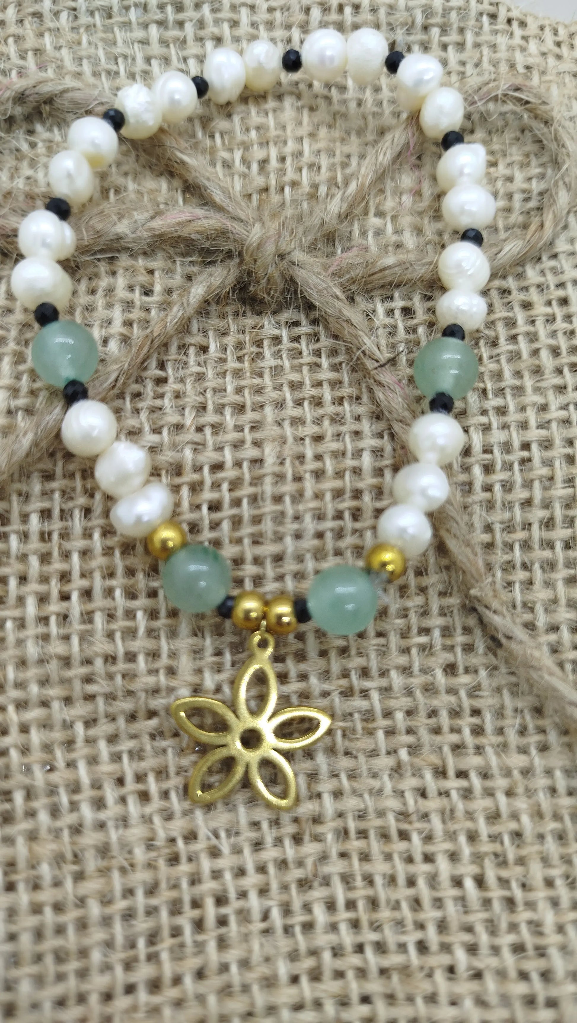 bracelet perles eau douce aventurine perles facettées spinelle noire breloque  acier inoxydable fleur doré fait main