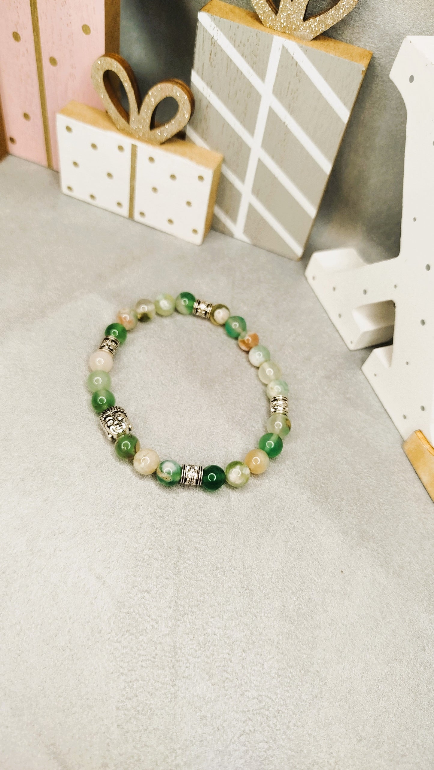 Bracelet Homme NACIMIENTO - Agate fleur de cerisier verte et breloque tête de Buddha ALMA Y LUZ